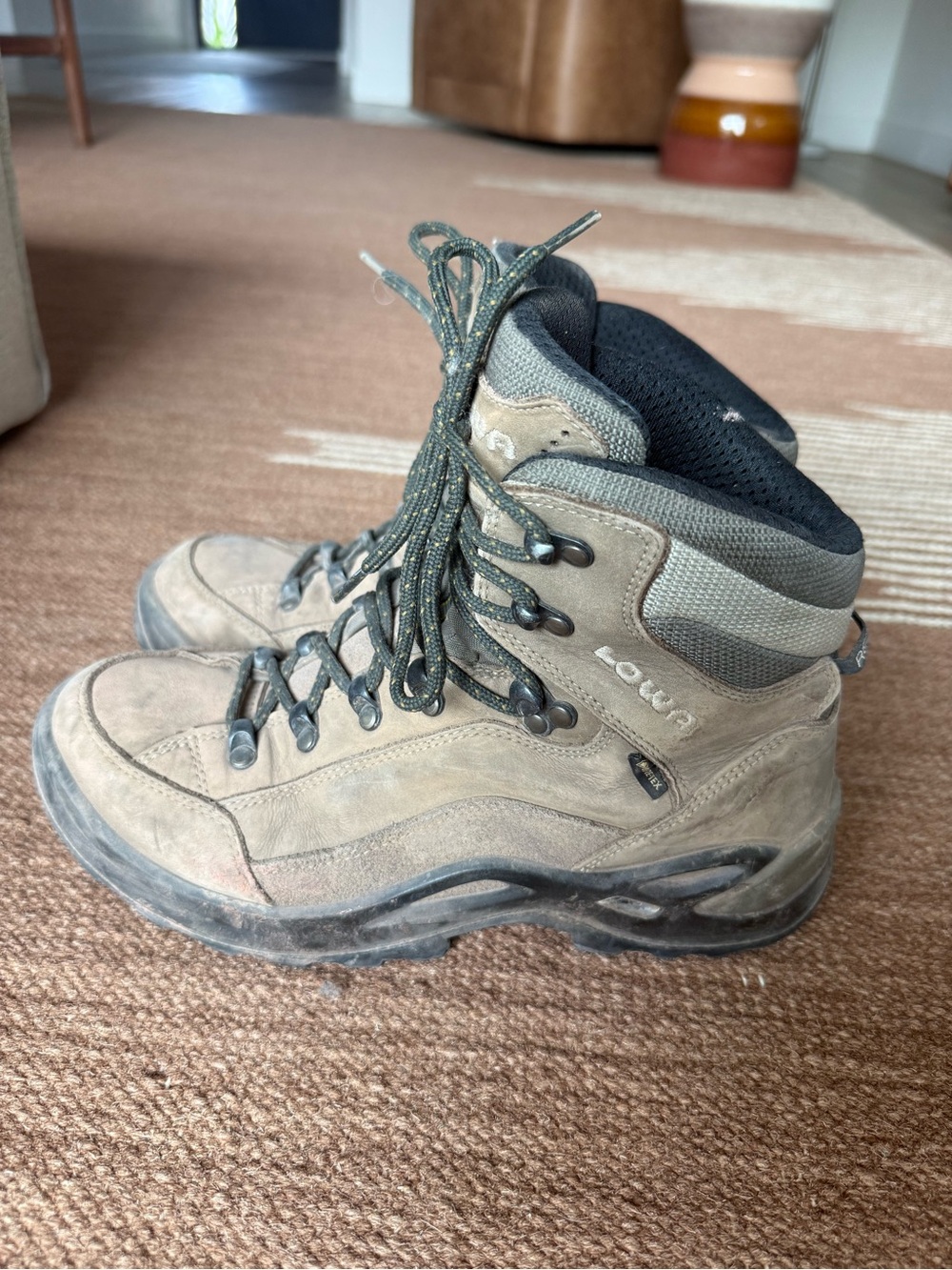 Lowa Renegade GTX Mid Women’s Hiking Boots
